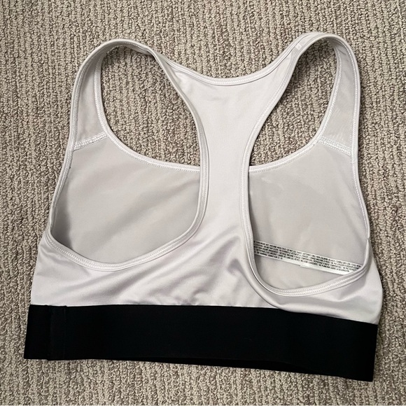 SMALL VICTORIA SECRET SPORT BRA (white and black) - Picture 2 of 4